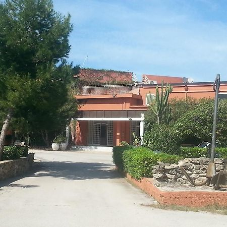 Hotel Sport Club Portorais Карини Экстерьер фото